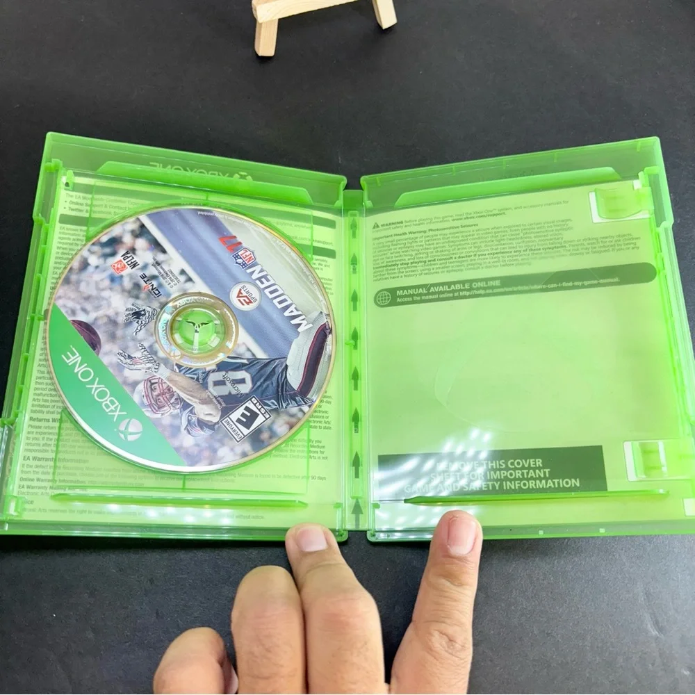 Madden‎ 2017 Xbox One TESTED